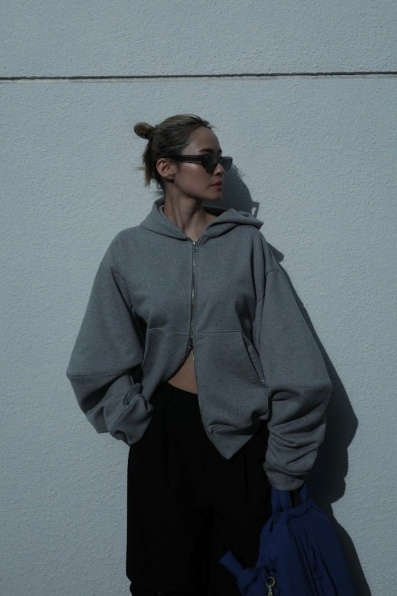 Gray - ESIÓ official