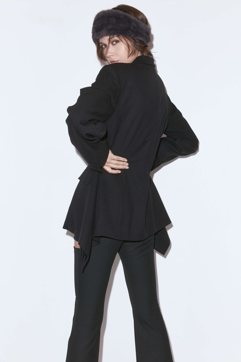 Sculpted tailoring