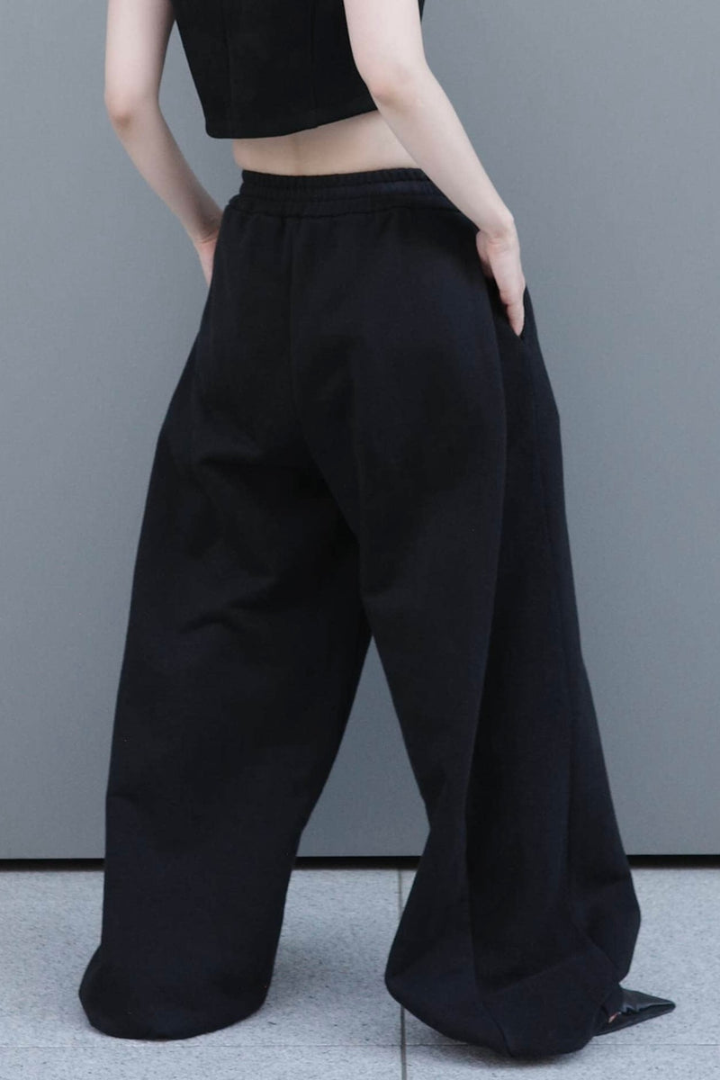 Edge volume pants