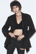 Sculpted tailoring