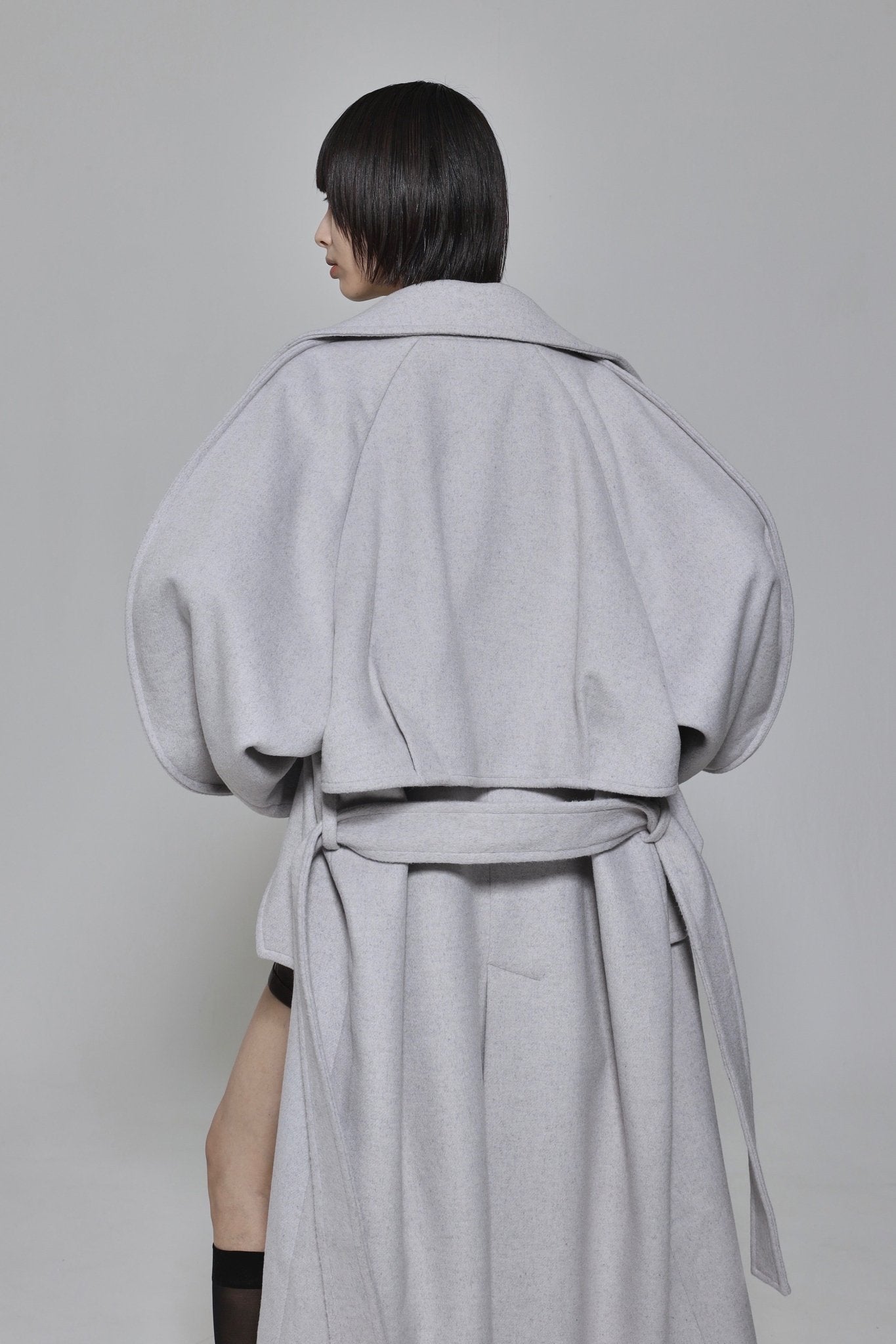 Curved Pin - tuck Coat - ESIÓ official