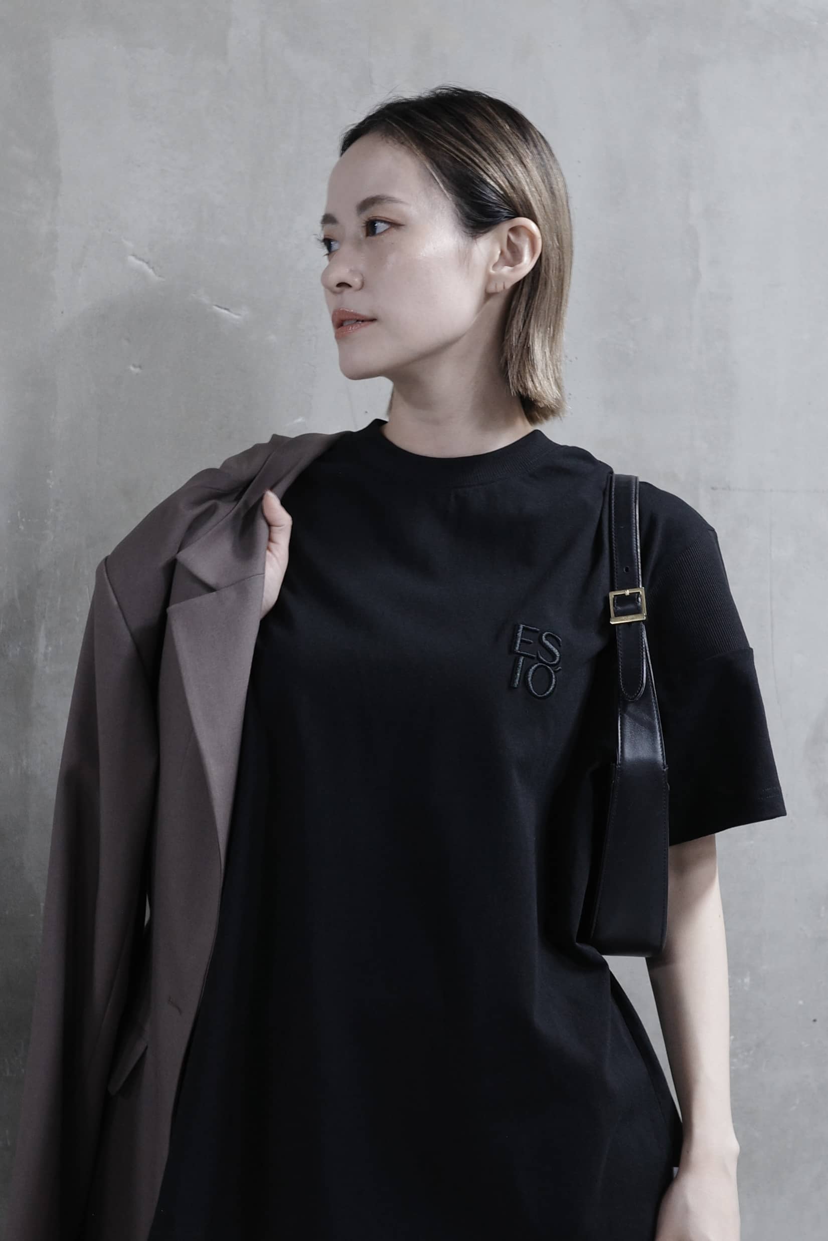 Emblem rib tee – ESIÓ official