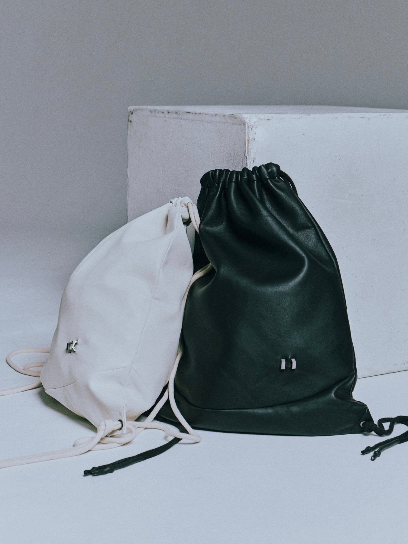 Leather Napsac - ESIÓ official