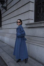 Raglan volume long coat - Blue