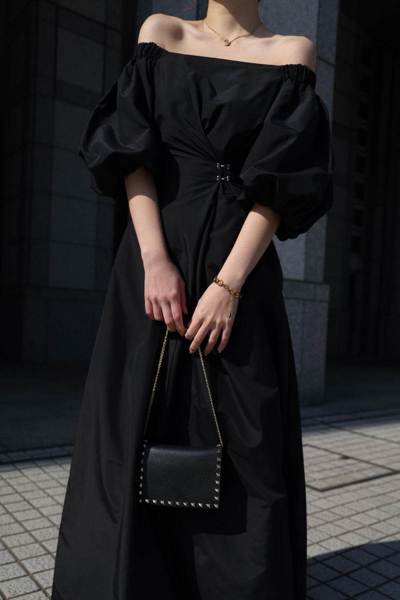 Hook off onepiece - black