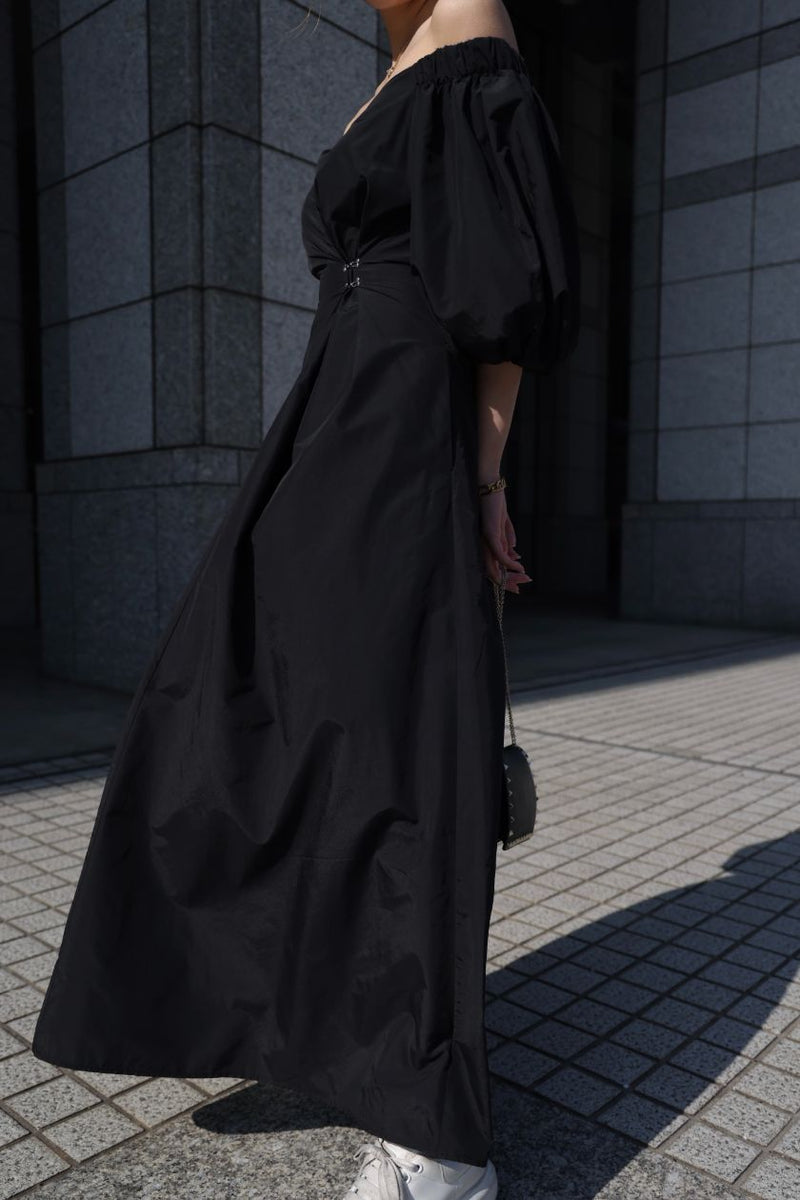 Hook off onepiece - black