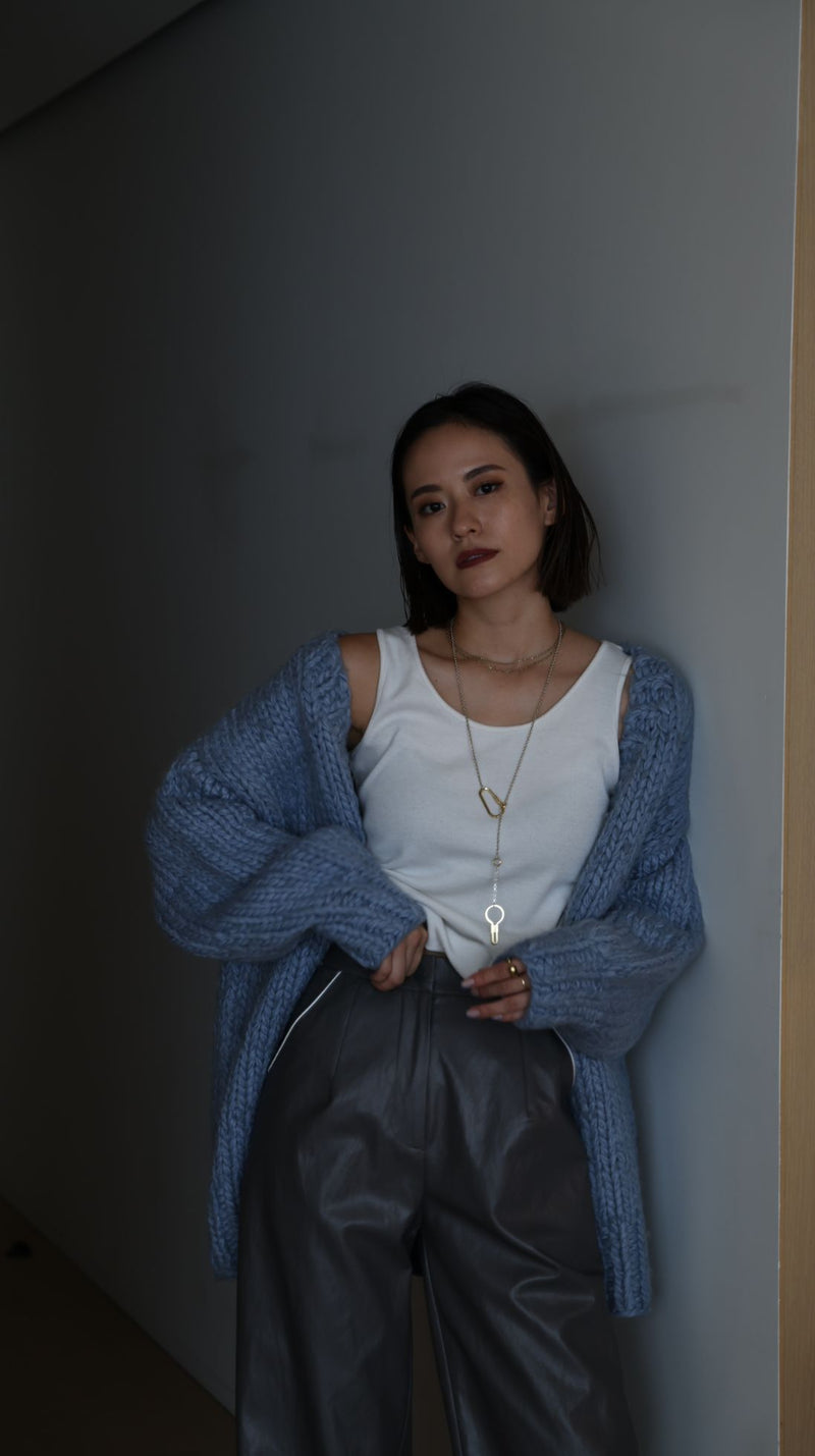 Round hand-knit cardigan - Blue