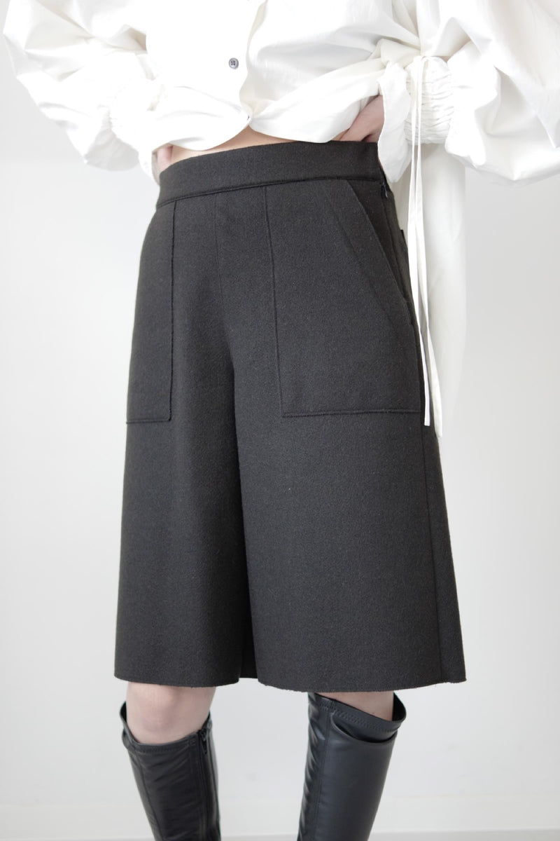 Knit melton half  pants - black