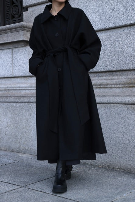 Raglan volume long coat - Black