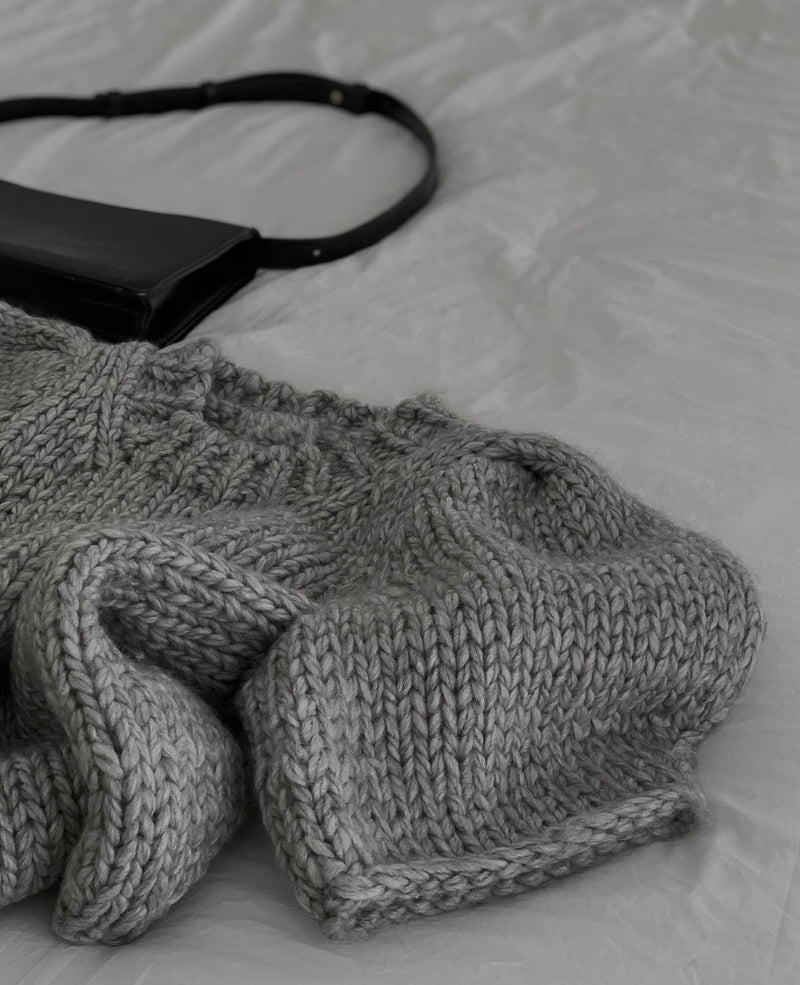 Dumbo hand knit - Gray