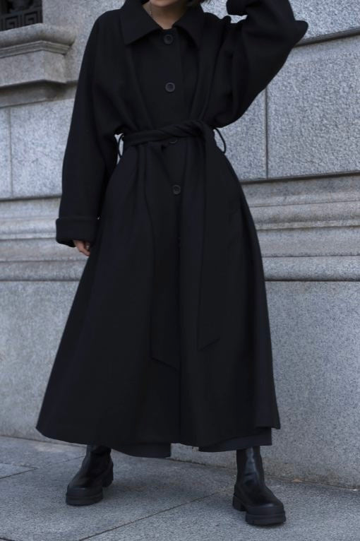 Raglan volume long coat - Black