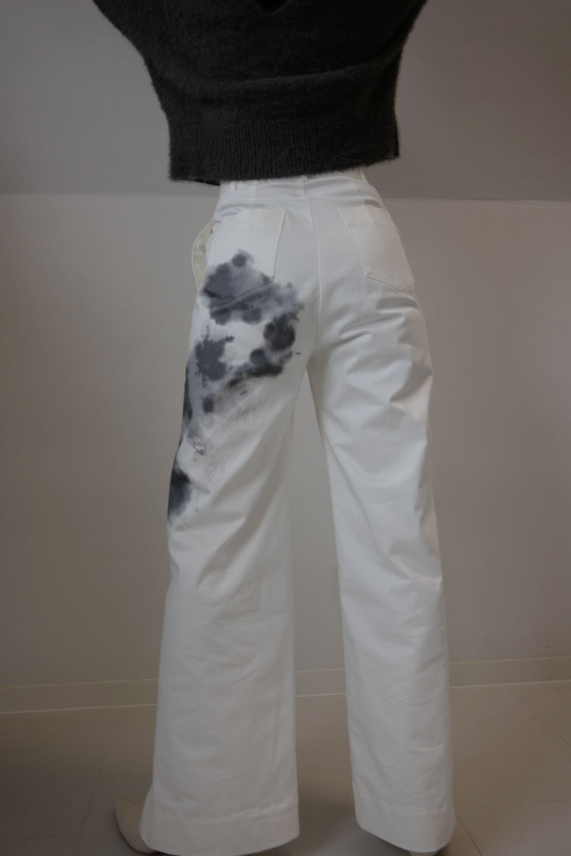 Dropping  paint pants - White